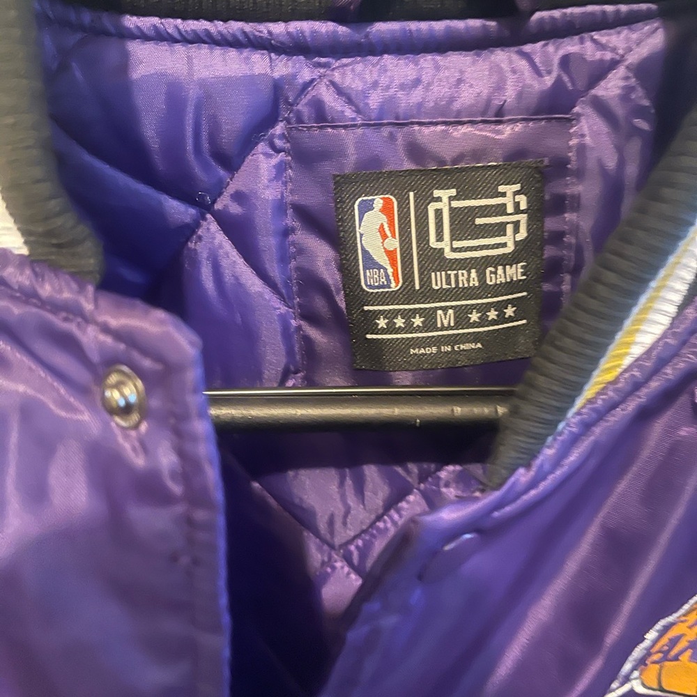 NBA outerwear Jacket - Picture 2 of 4
